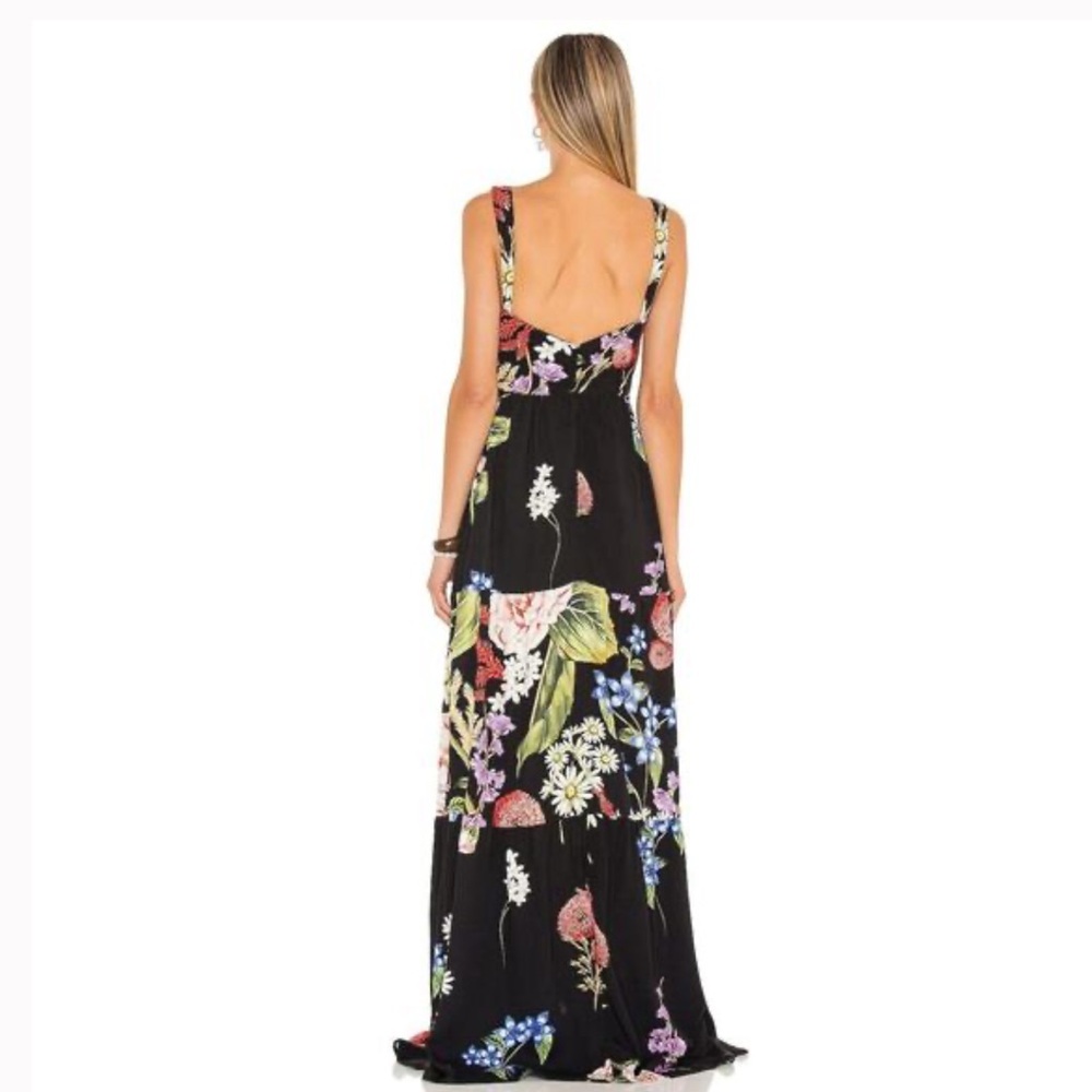 Dunna Moss Dress in Black
AGUA BENDITA - Picture 3 of 5